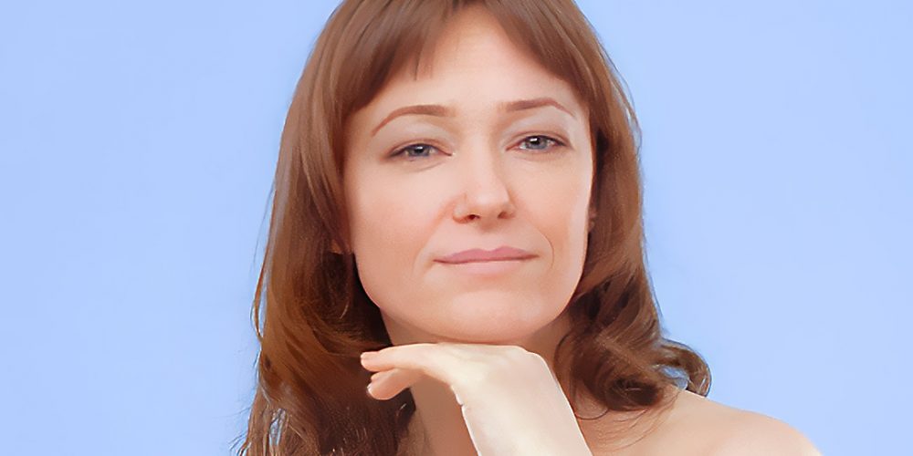 Seven DIY Steps To Make Your Eyes Look Younger